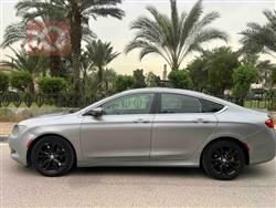 Chrysler 200